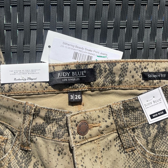 Judy Blue snake skin print skinny jeans NWT - Picture 5 of 5